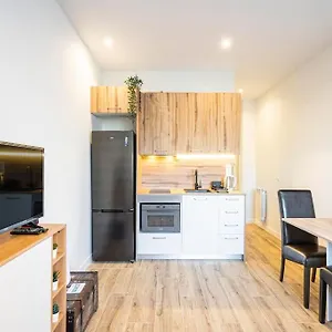 https://agradable-apartamento-a-pie-de-calle-30-min-de-sol.besthotelstoledo.com